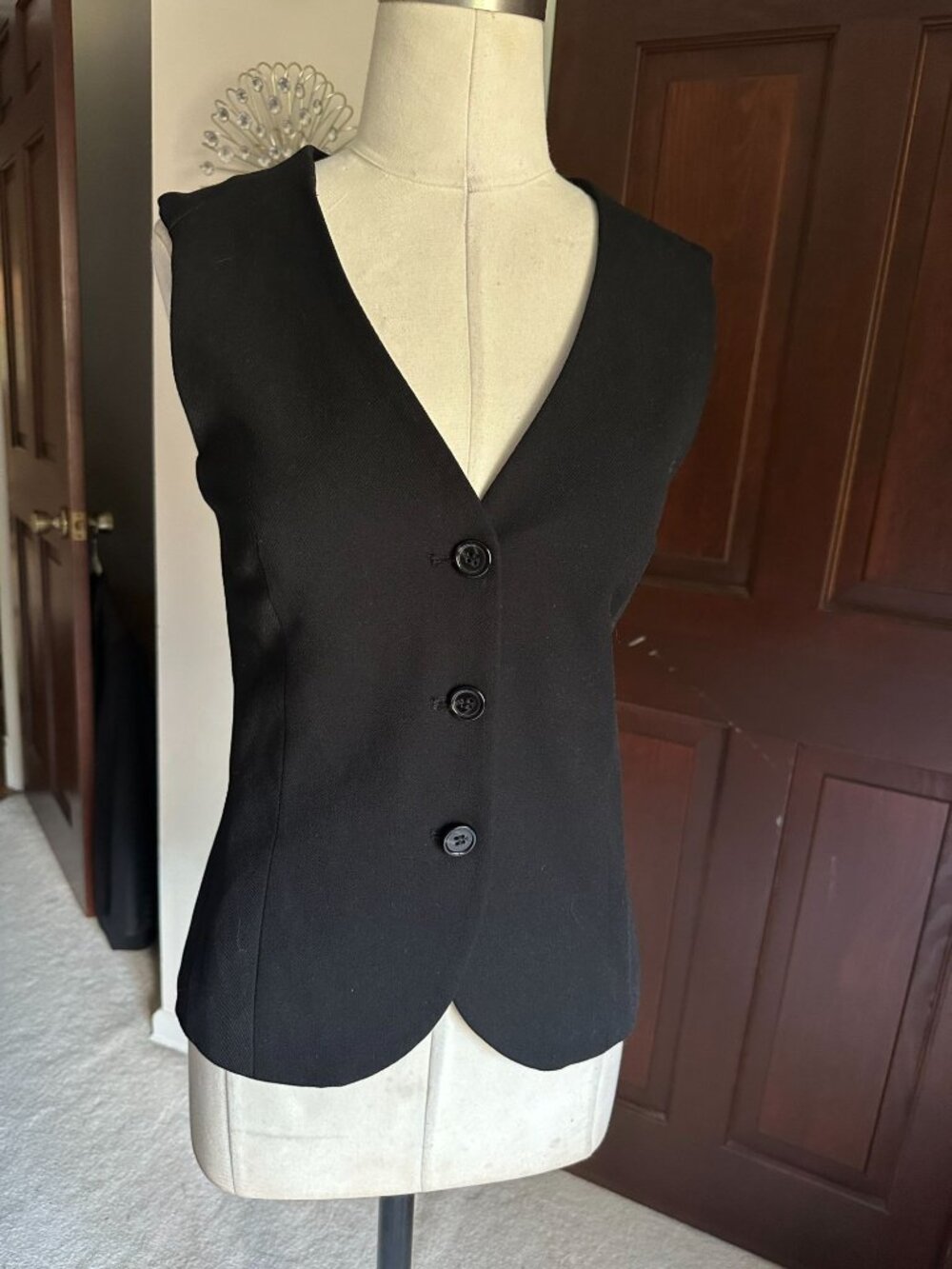 NWT H&M black button down vest XS